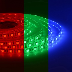 Комплект светодиодной ленты Apeyron 12В 14.4Вт/м smd 5050 60 д/м IP65 5м RGB (блок, коннектор) 10-35